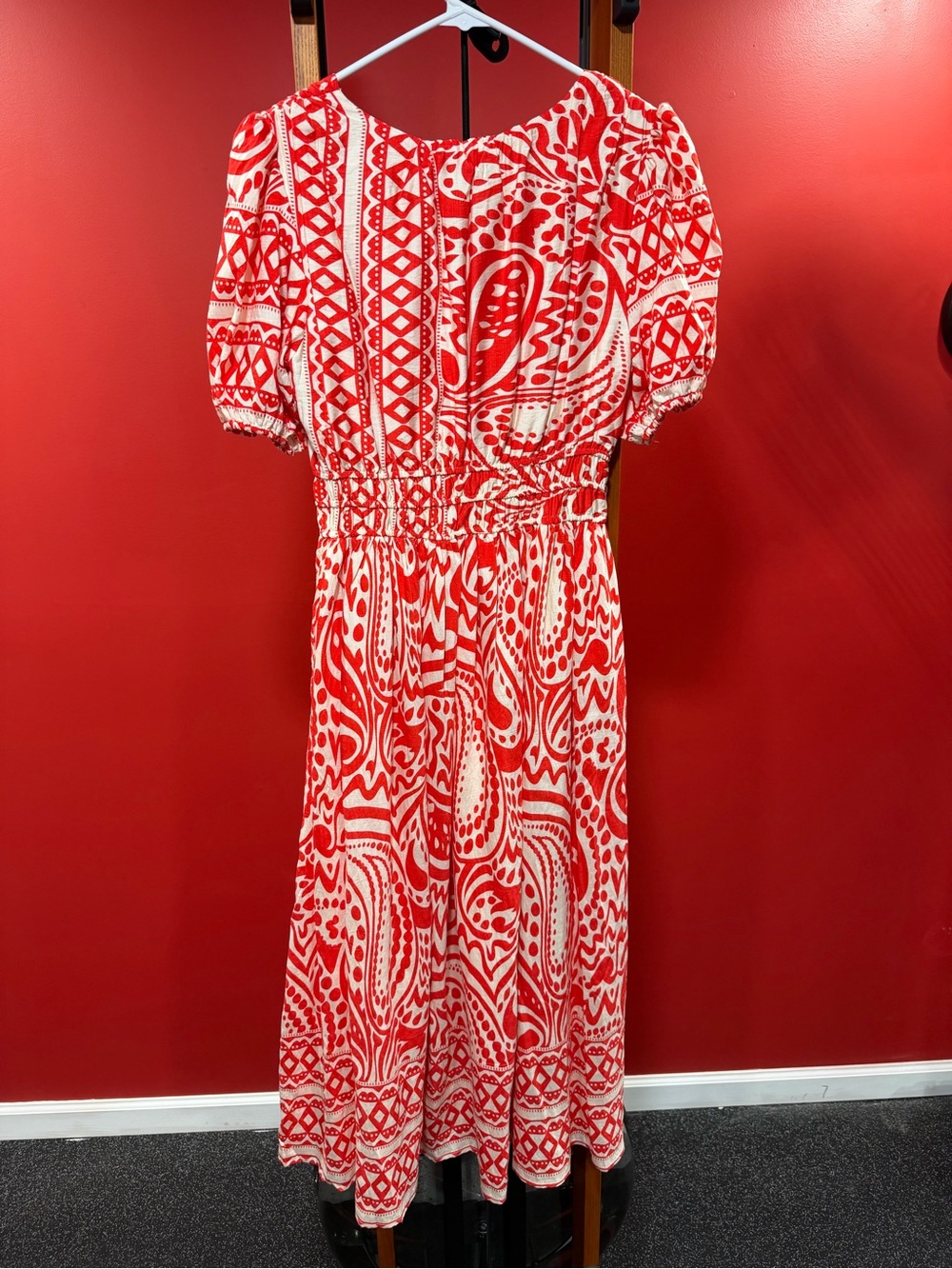 NWT She + Sky Red White Print Smocked Puff Sleeve Midi Dress Size Small - Picture 7 of 8
